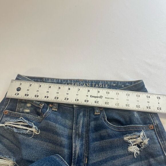 American Eagle Mom Jeans Stretch Destroyed Denim Jeans Size 6 - Picture 4 of 9